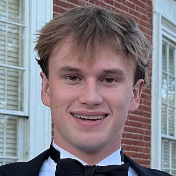 Lachlan Bill Headshot